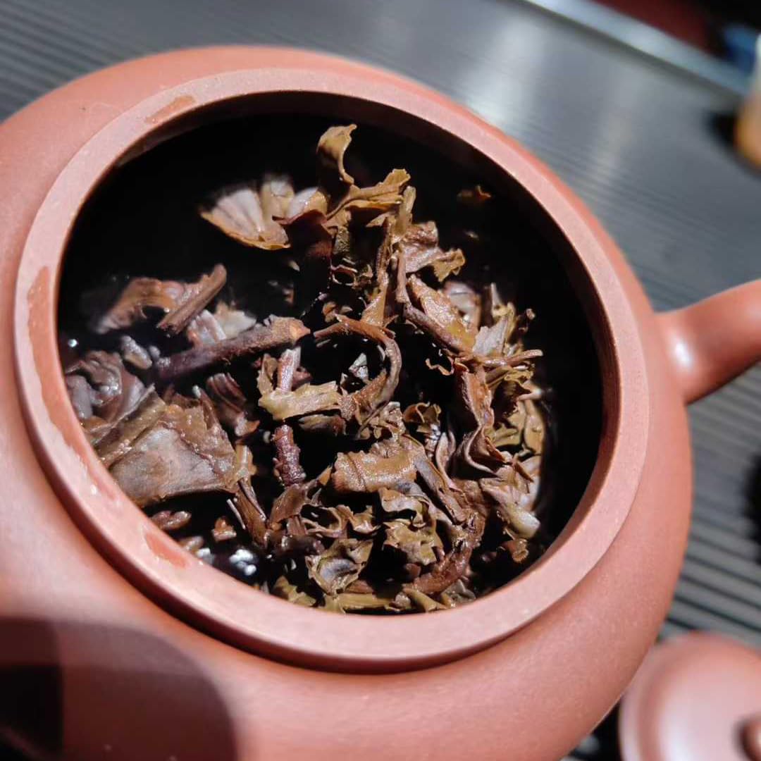2006 Vintage Banzhang Arbor Raw Puerh Tea Cake,200g