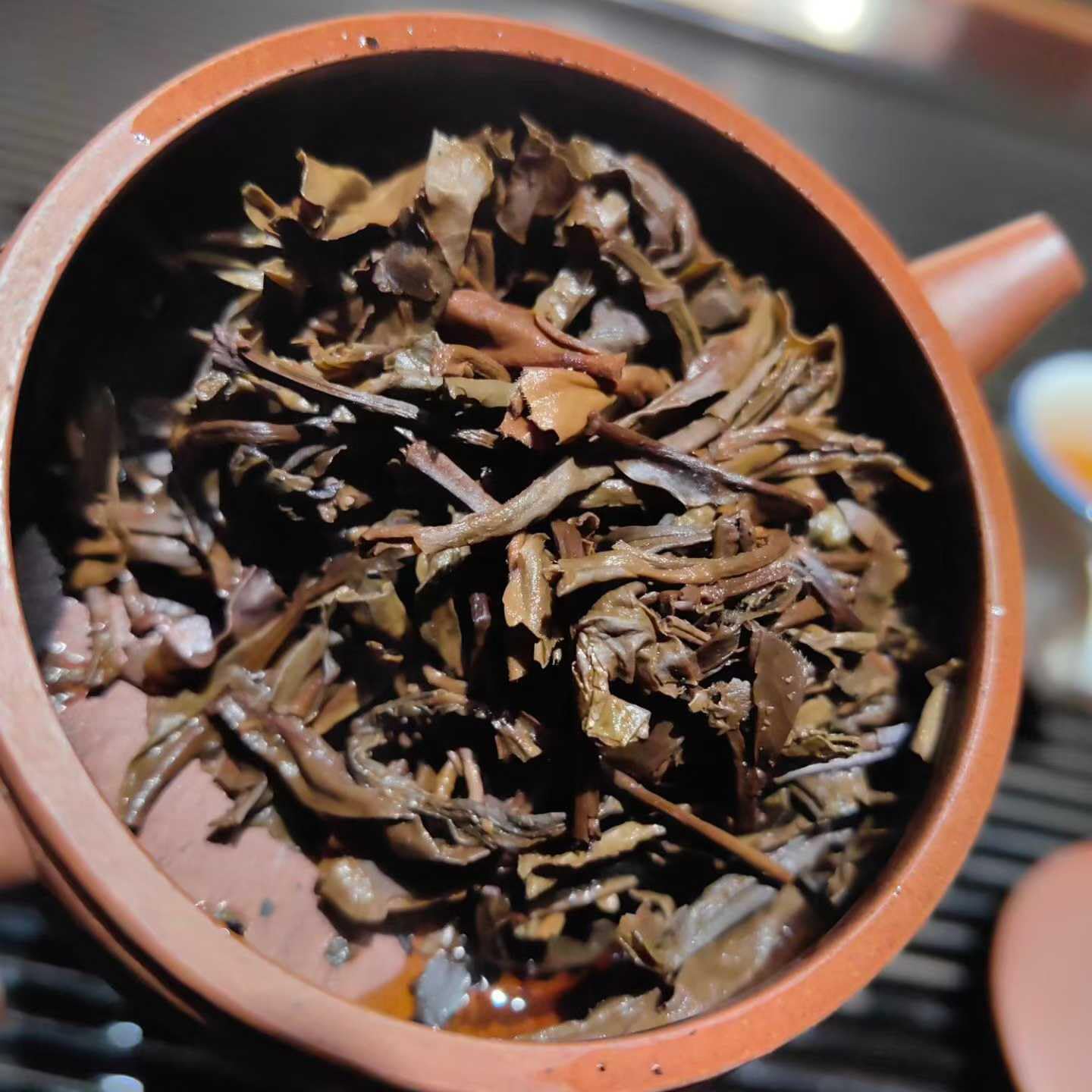 2009 Pengcheng Tea Factory Banzhang Ancient Tree Raw Puerh Tea Cake, Smoky Honey Aroma Sheng Pu-erh, 357g (12.6oz