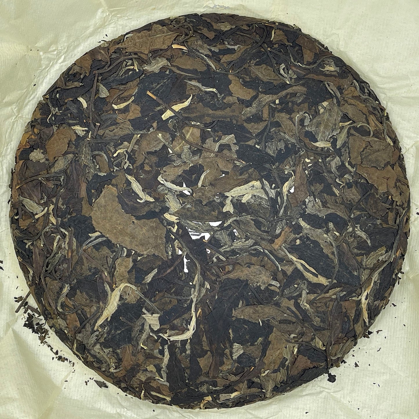 2013 Zheng He Bai Cha Raw Pu-erh Tea Cake, 357g, from Yunnan