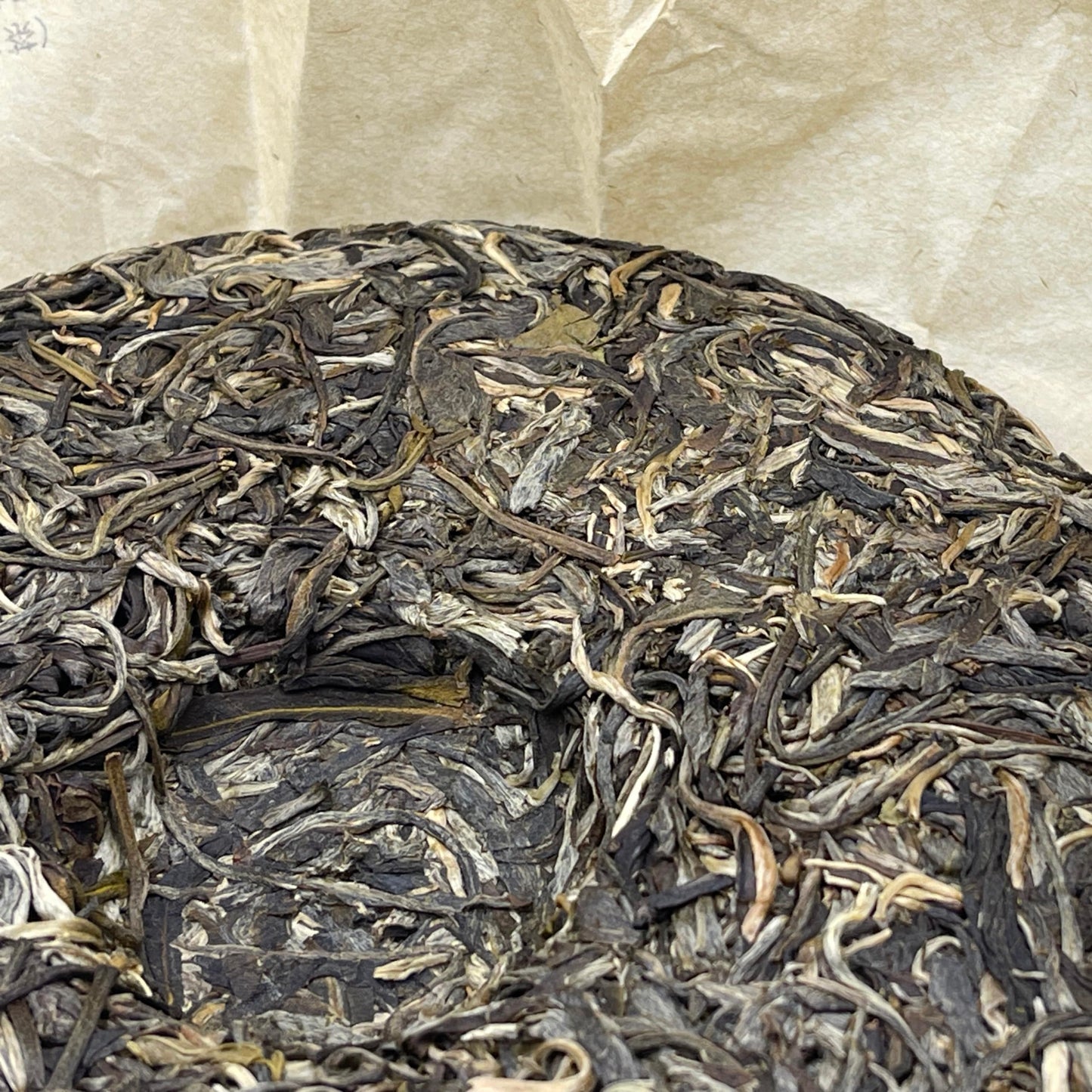 Pu-Erh tea,2023,Eighteen Villages of Mengku-Big trade,357g,Raw