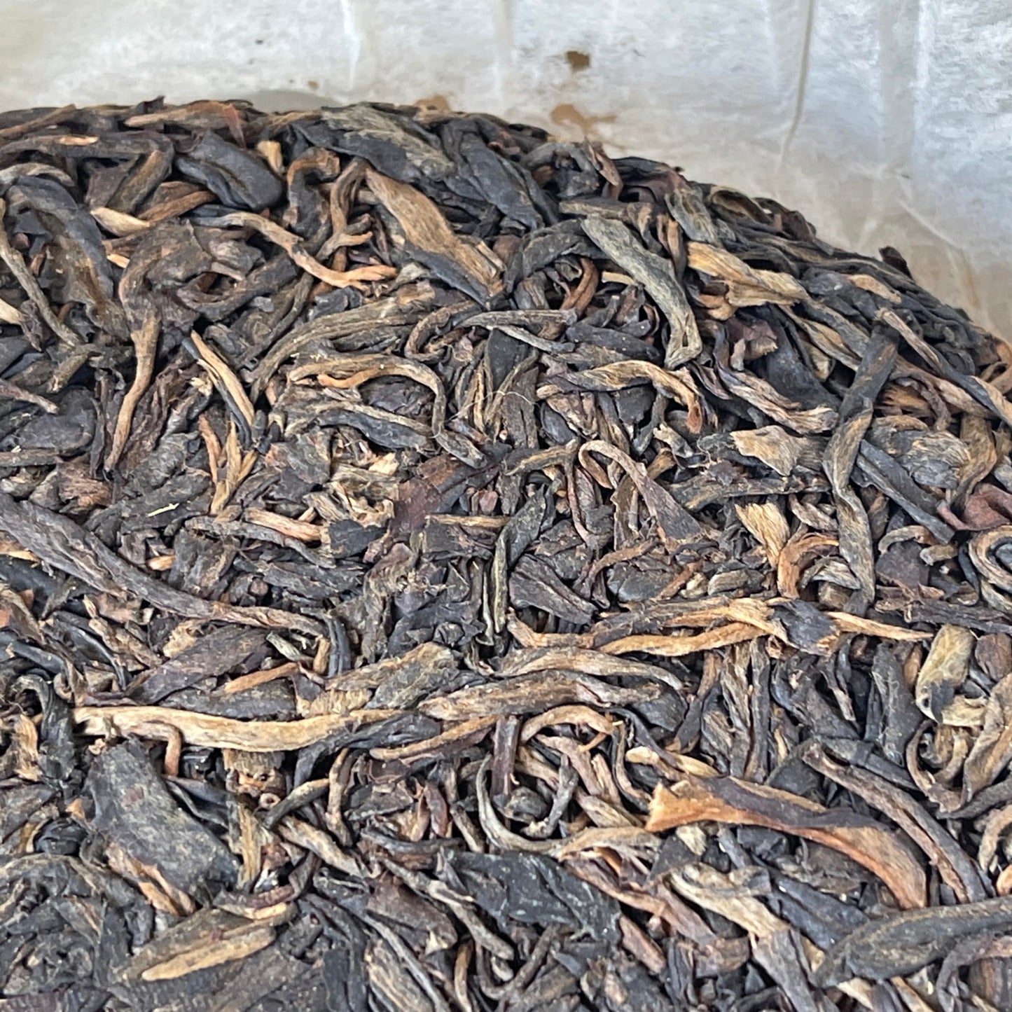 Menghai Light 2008 Raw Pu-Erh Tea Cake – 357g Aged Sheng Puerh