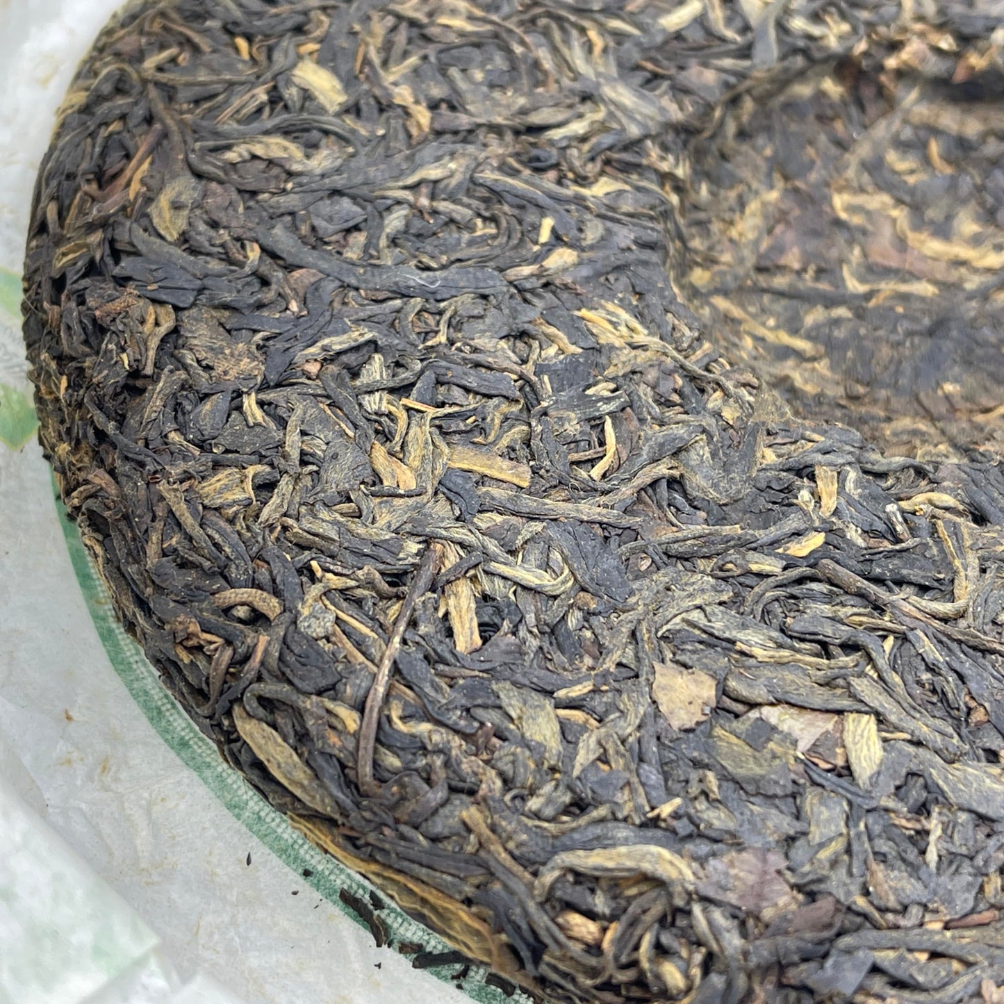 2010 Gaoligong Mountain Ancient Tree Raw Pu-erh Tea Cake, 357g, from Yunnan