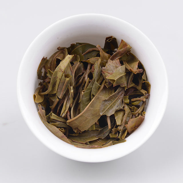 Dovji Naka Big Tree Raw Pu-erh Tea Cake, 357g, from Yunnan"