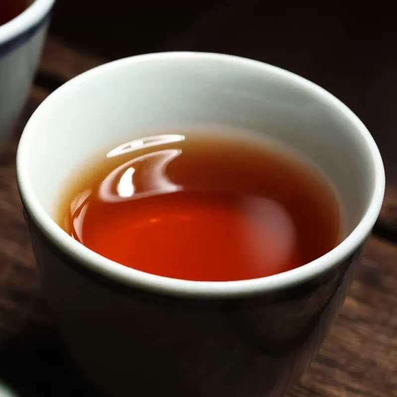 Ban Zhang Tea Emperor Cake 2010, 357g, Ripe Pu-erh