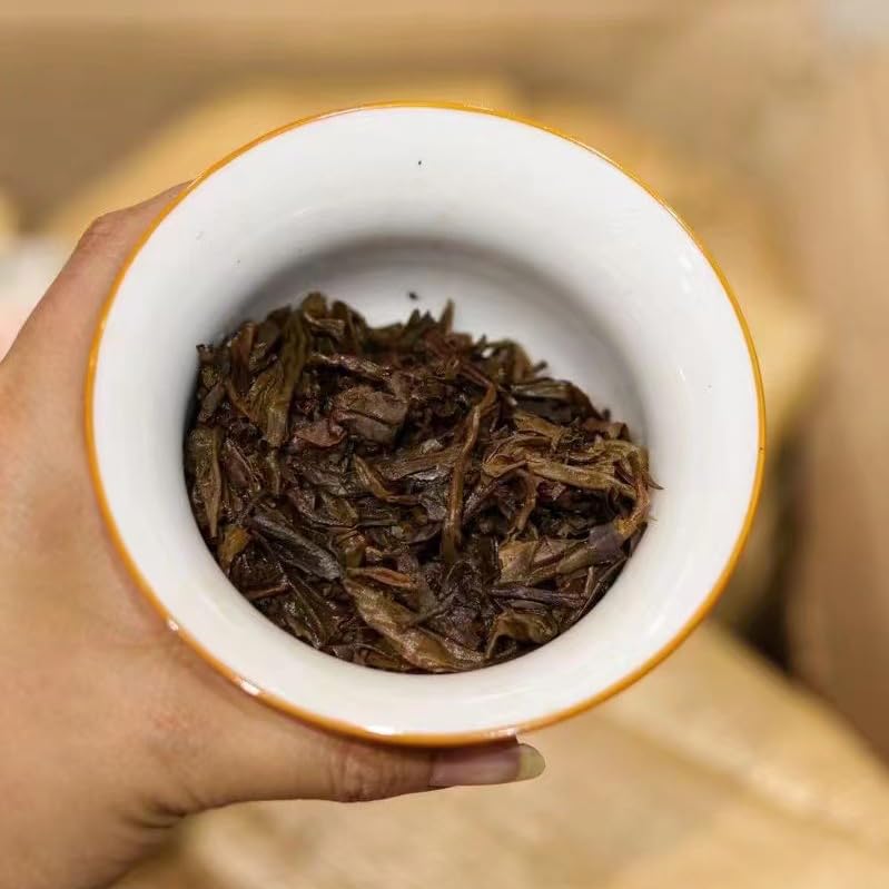 Longyuan Hao Yiwu Old Tree Raw Pu-Erh Tea 2007 – 400g