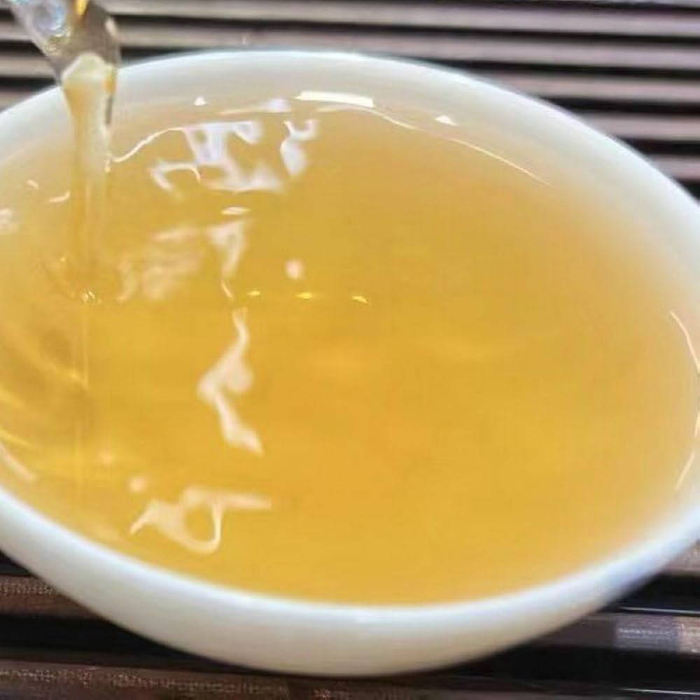 2024 Yaozizhai Raw Pu-erh Tea Cake, 357g, from Yunnan