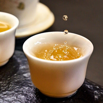 2023 Iceland Spring Tip Pure Ancient Tree Raw Pu-erh Tea Cake, 357g, from Yunnan