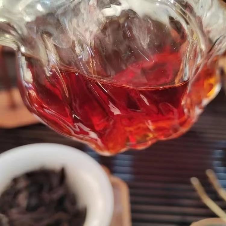 1996 Raw Pu-erh Tea Cake, 357g, Pressed by Yunnan Tea Research Institute
