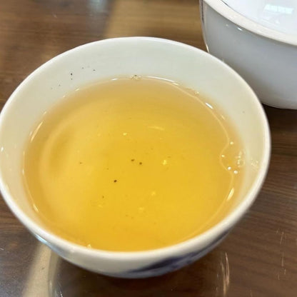 Pu-Erh tea,2015,Xiaguan,Jingmai time,357g,Raw