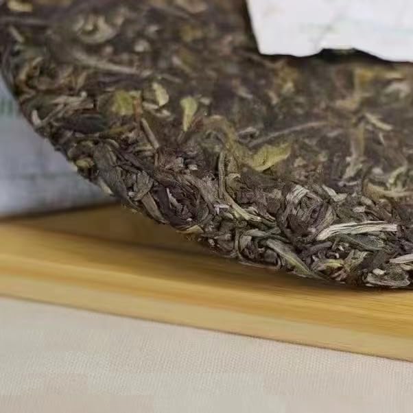 Pu-Erh tea,2014,LAOTONGZHI Emerald Fragrance,357g,Raw