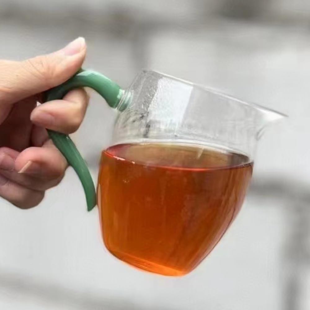 Xinghai Tea Factory Dong Shun Xiang Raw Pu-Erh Tea 2006 – 357g
