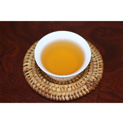 2015 Lao Man'e Early Spring Raw Pu-erh Tea Cake, 357g, from Yunnan