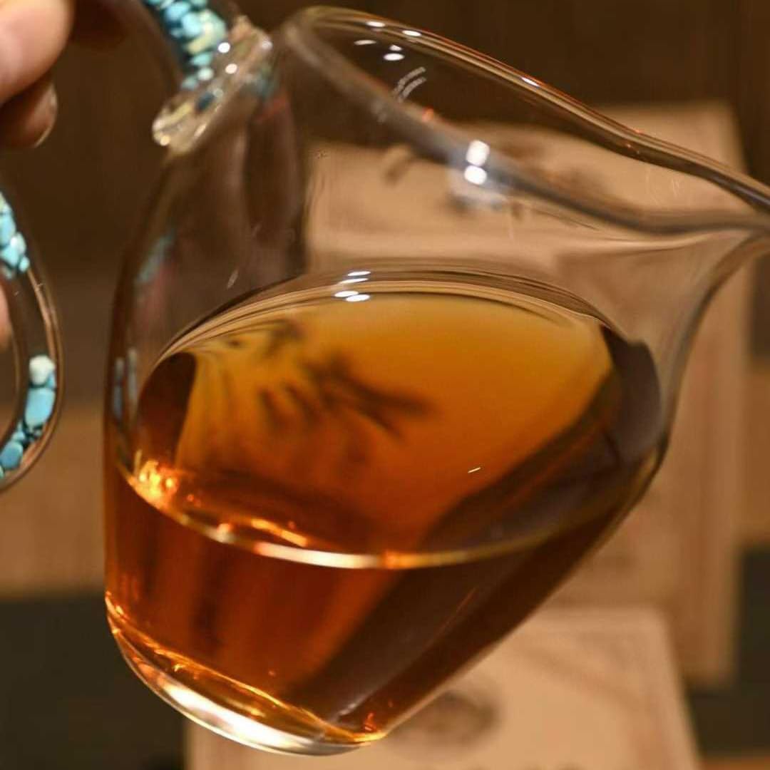 2005 Lao Cun Zhang Banzhang Raw Pu-erh Tea Loose Leaf, Aged Yunnan Sheng Puerh, Orchid and Nectar Aroma, 250g