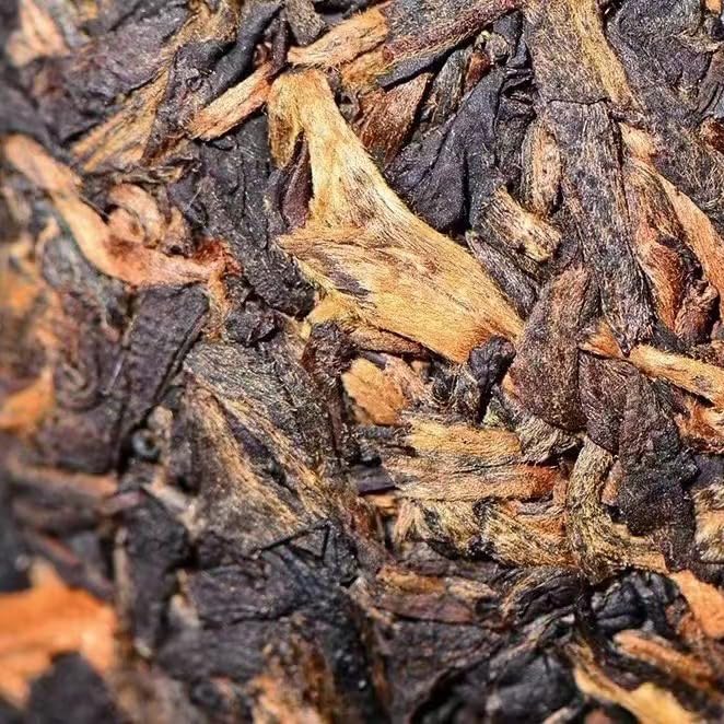 Ba Jiao Ting Arbor Silver Bud Tuo 2007 Raw Pu-Erh Tea 250g