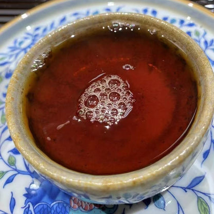2005 Mengsong Nakha Tea King Ripe Pu-erh Tea Cake, 357g, from Yunnan