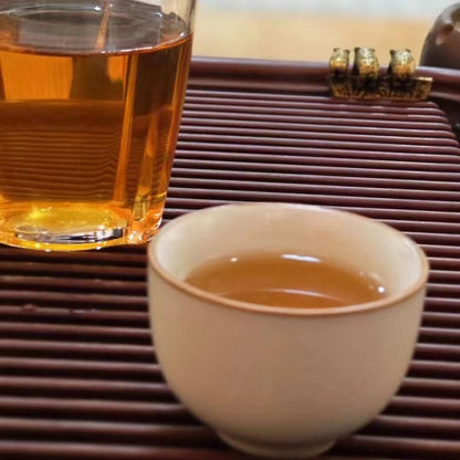 2009 Chunhai Tea Factory Xuanyuan Hao Raw Pu-erh Tea Cake, 357g, from Yunnan