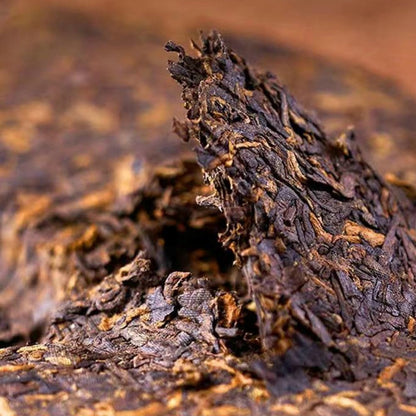 2015 Lao Banzhang 500 Year Old Tree Ripe Pu-erh Tea Cake, 1000g, from Yunnan