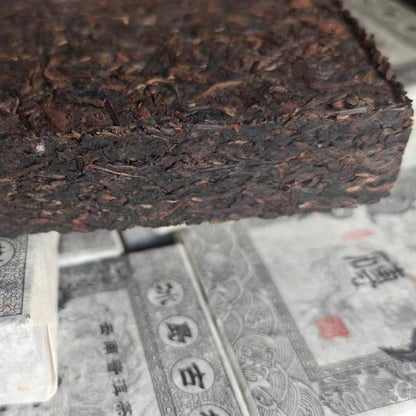 1990s Raw Pu-erh Tea Cake, Icelandic Ancient Tree Gold Brick, 500g