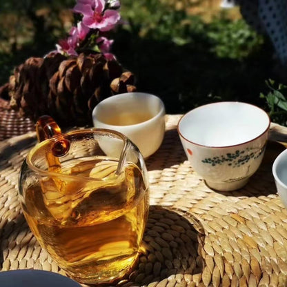 Longyuan Hao Yiwu Arbor 2016 Raw Pu-Erh Tea Cake 380g
