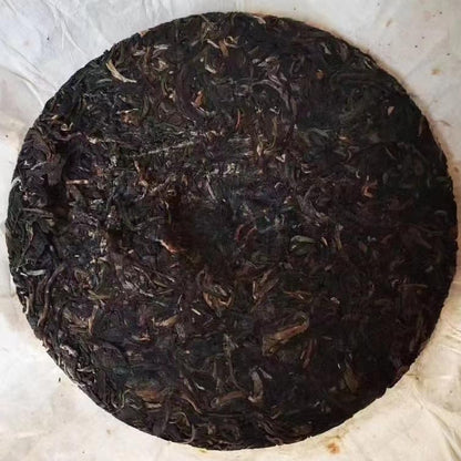 Yiwu Authentic 1999 Raw Pu-Erh Tea Cake 357g
