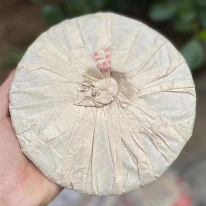Xinghai Tea Factory Dong Shun Xiang Raw Pu-Erh Tea 2006 – 357g