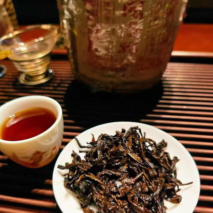 1991 Vintage Double Lion Tong Qing Hao Ripe Pu-erh Tea (350g)