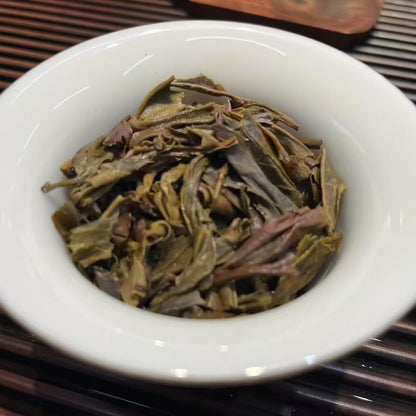 2000 Banzhang Wild Ancient Tree Raw Pu-erh Tea Cake, 357g, from Yunnan