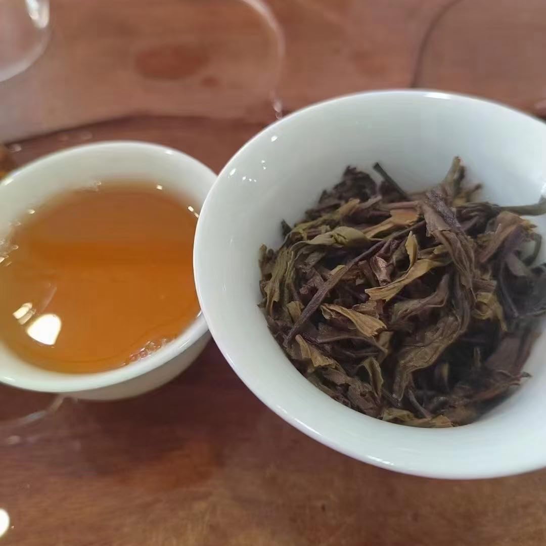 2005 Old Tree Garden Raw Pu-erh Tea Cake, 357g, from Hong Kong Peng Yutai, Yunnan