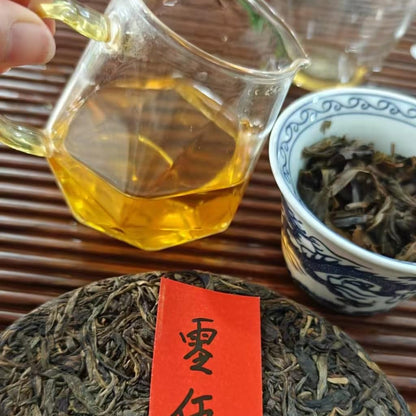 2005 Yiwu Bayiqing Raw Pu-erh Tea Cake, 357g, from Yunnan
