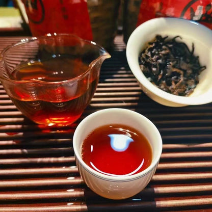1997 Iceland Wild Camphor Ripe Pu-erh Tea Cake, 350g, from Yunnan