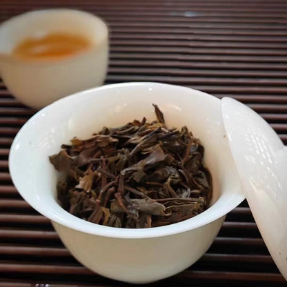 2009 Chunhai Tea Factory Xuanyuan Hao Raw Pu-erh Tea Cake, 357g, from Yunnan