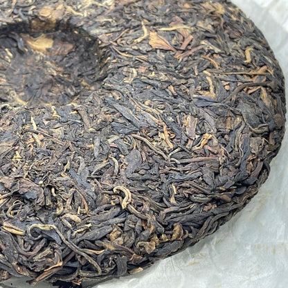 Pu-Erh tea,2011,SIX FAMOUS TEA MOUNTAIN,Colorful Red,357,Raw