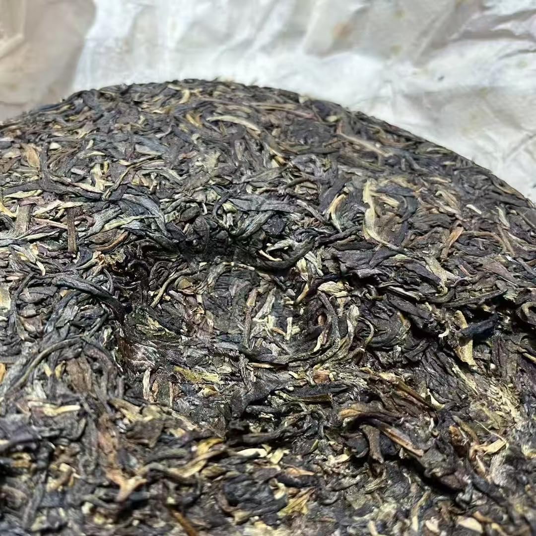 2000 Banzhang Wild Ancient Tree Raw Pu-erh Tea Cake, 357g, from Yunnan