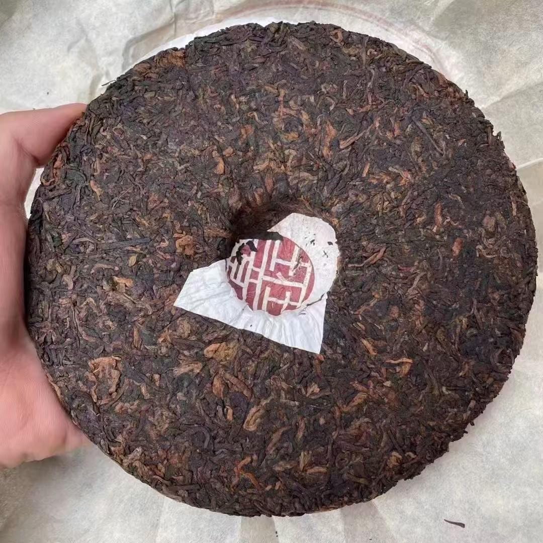 2008 Laobanzhang The Return of the King Ripe Pu-erh Tea Cake, 357g, from Yunnan