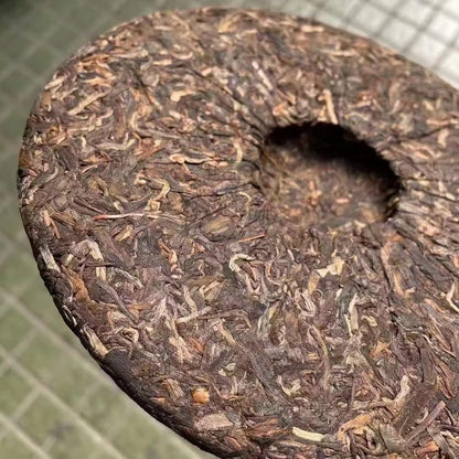 Ba Jiao Ting Qiaomu Tea King Raw Pu-Erh Tea 2005 – 357g