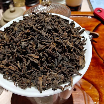 Panda Lao Banzhang 1988 Raw Pu-Erh Tea Cake 300g
