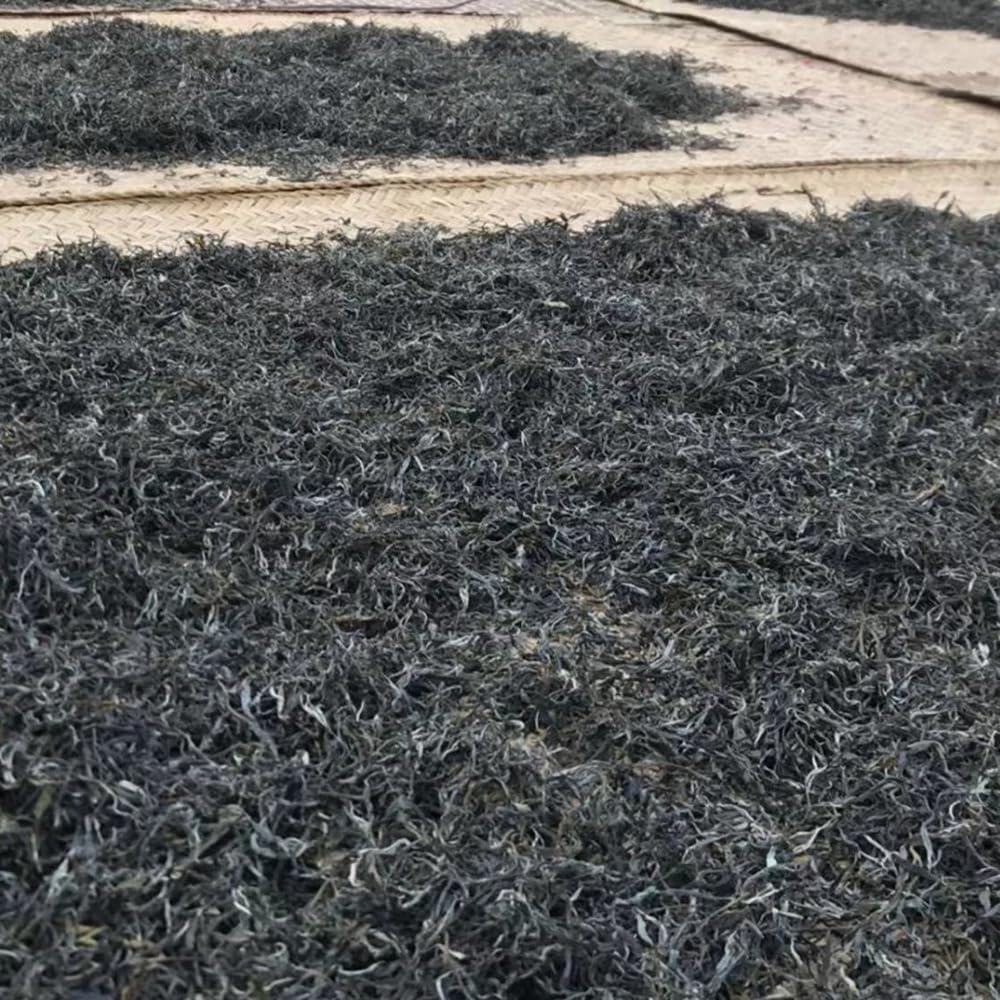 2016 China Tea Dong Ban Shan Raw Pu-erh Tea Cake, 357g, from Yunnan