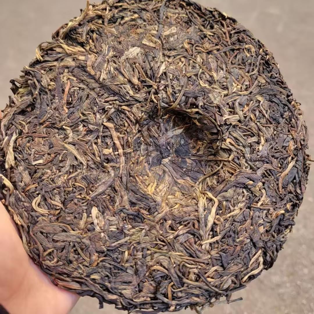 2003 Liu Da Cha Shan Yiwu Zhengshan Wild Raw Pu-erh Tea Cake, 357g, from Yunnan
