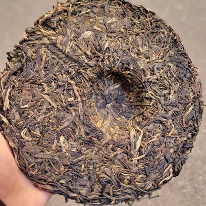 2003 Liu Da Cha Shan Yiwu Zhengshan Wild Raw Pu-erh Tea Cake, 357g, from Yunnan