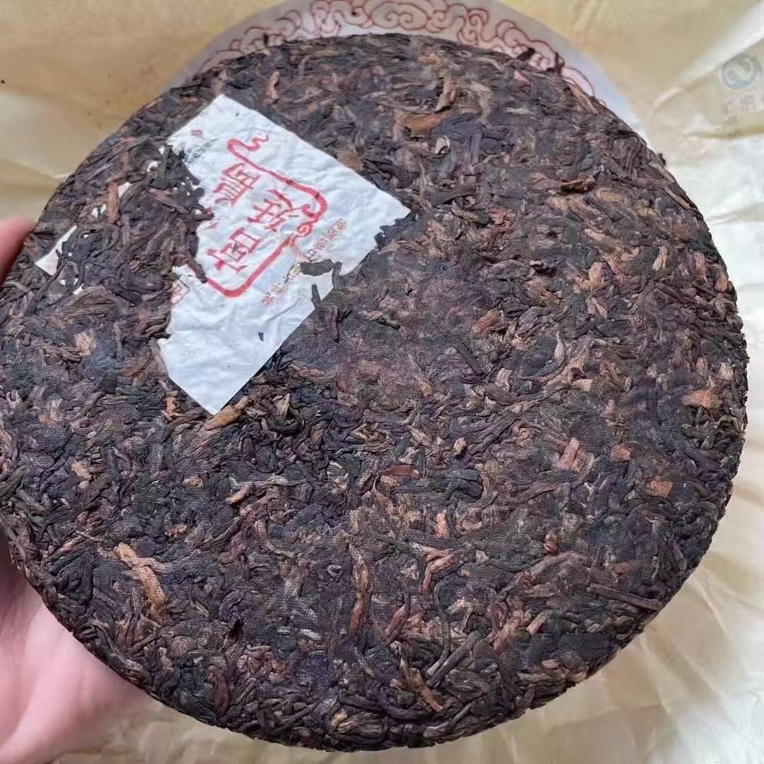 2006 Bingdao Gongting Ripe Pu-erh Tea Cake, 357g, from Yunnan