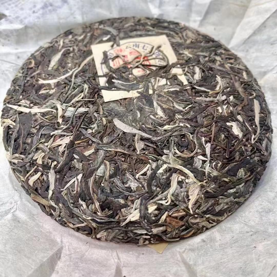 Pu-Erh tea,2017,Icelandic Ancient Tree,Handed Down From Gene ion To Gene ion,357g,Raw