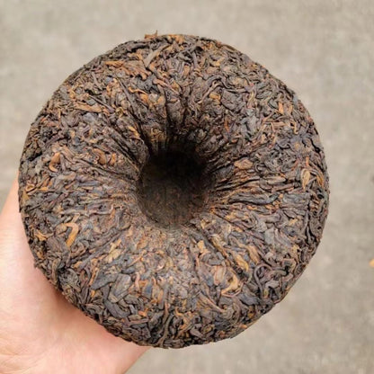 1996 Banzhang Ancient Tea Ripe Pu-erh Tea Cake, 500g, from Yunnan