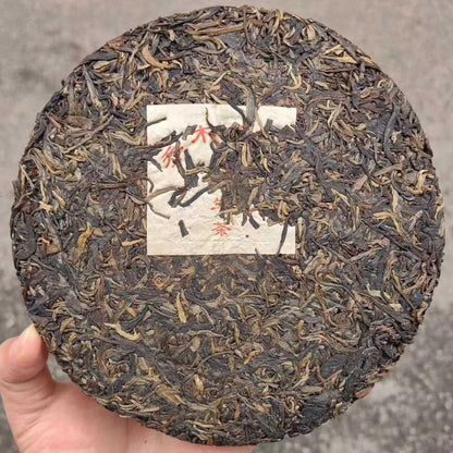 2004 Pu-erh Raw Tea Cake – Da Manlü Wild Ancient Tree Tea from Yunnan, 357g Sheng Puerh