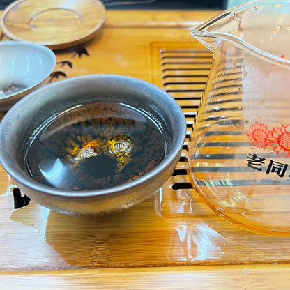 Ancient Folk Method Yi Wu Zhengshan 2006 Raw Pu-Erh Tea Cake 357g × 2