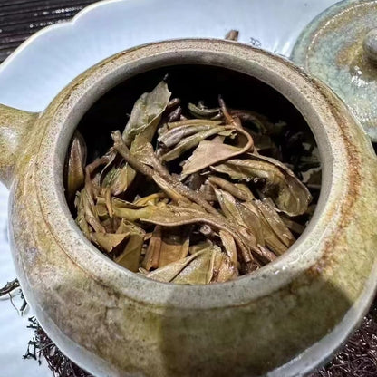 2005 Yiwu Wannianxiang Raw Pu-erh Tea, 357g, from Yunnan
