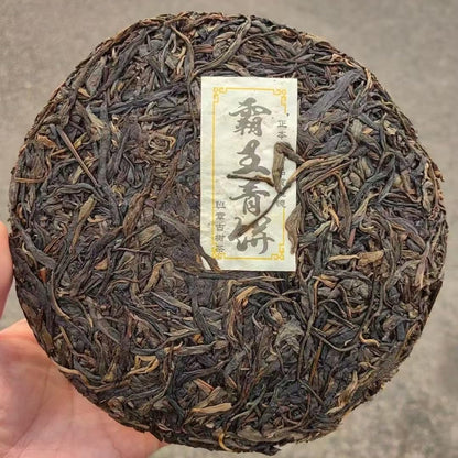 2006 Banzhang Ancient Tree Raw Pu-erh Tea Bawang Green Cake, 357g, from Yunnan