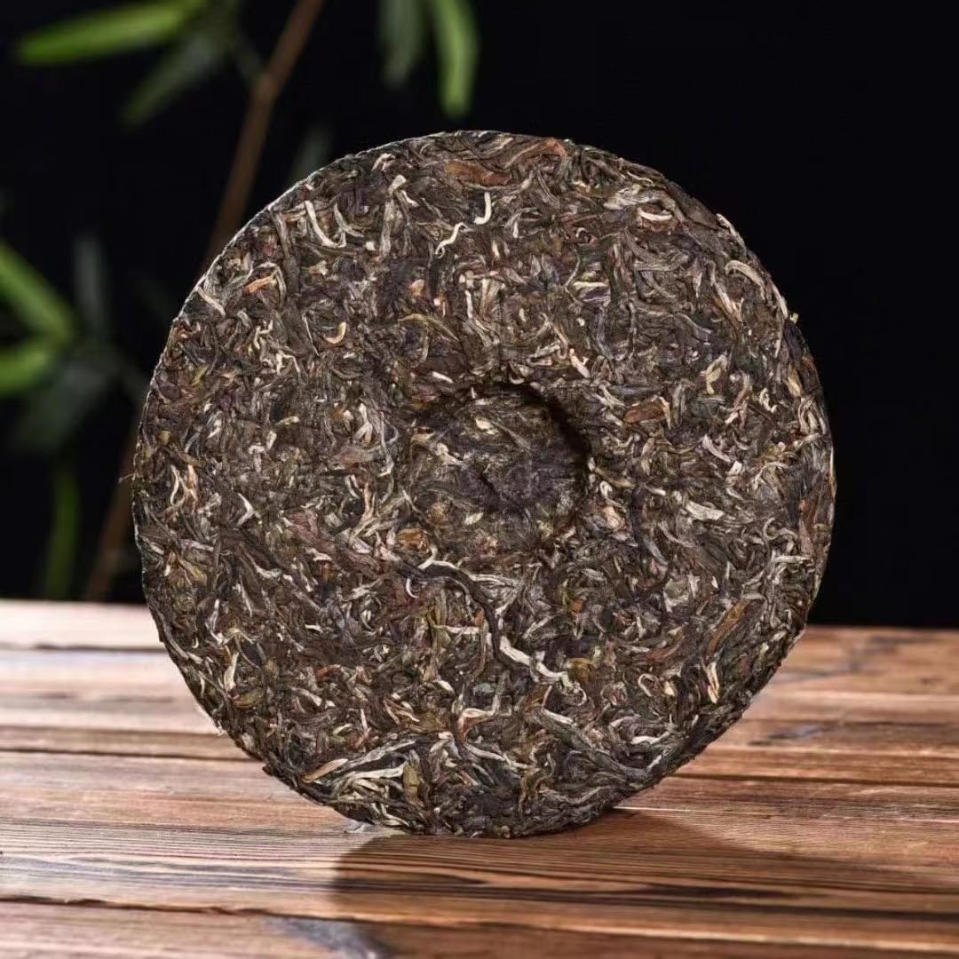 Pu-Erh tea,2012,Banzhang Special Collection Green Cake-Tea King,357g,Raw