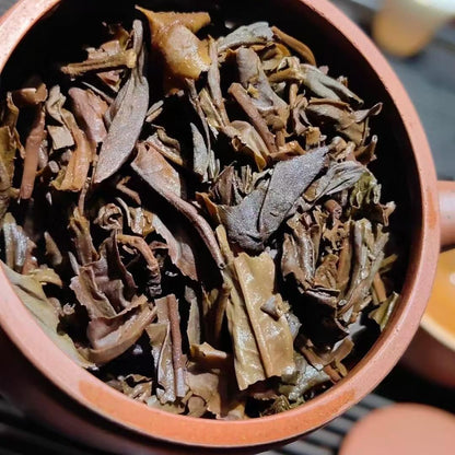 1990s Yunhai Yuancha Copper Coin Raw Pu-erh Tea Cake, 400g, from Yunnan