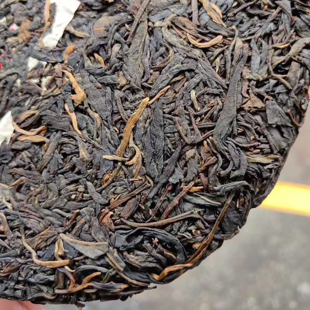 2003 Aged Raw Pu-erh Tea Cake (357g) – Premium Jingmai Ancient Tree "Export Edition"