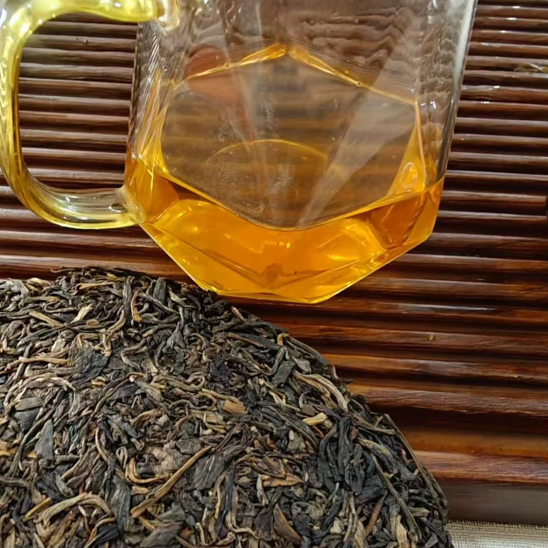 2006 Wild Boar Forest Raw Pu-erh Tea Cake, 357g, from Yunnan